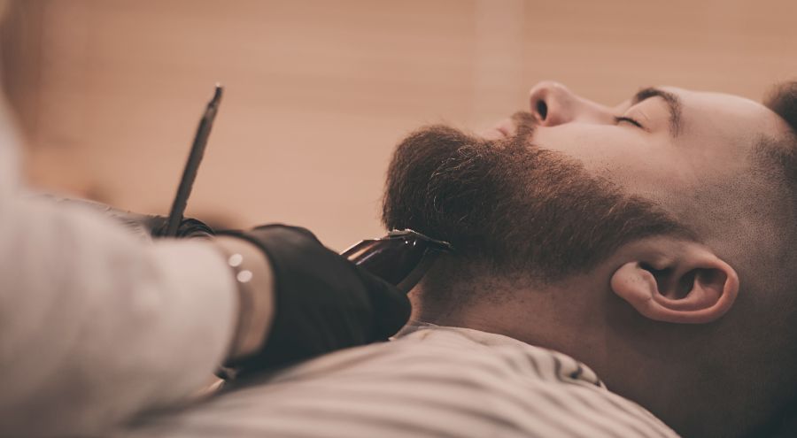 La Rutina Diaria que Todo Hombre con Barba Debería Seguir