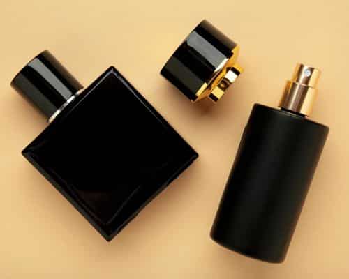 Piel cuidada y fragancia masculina: el combo ideal para causar una gran primera impresión